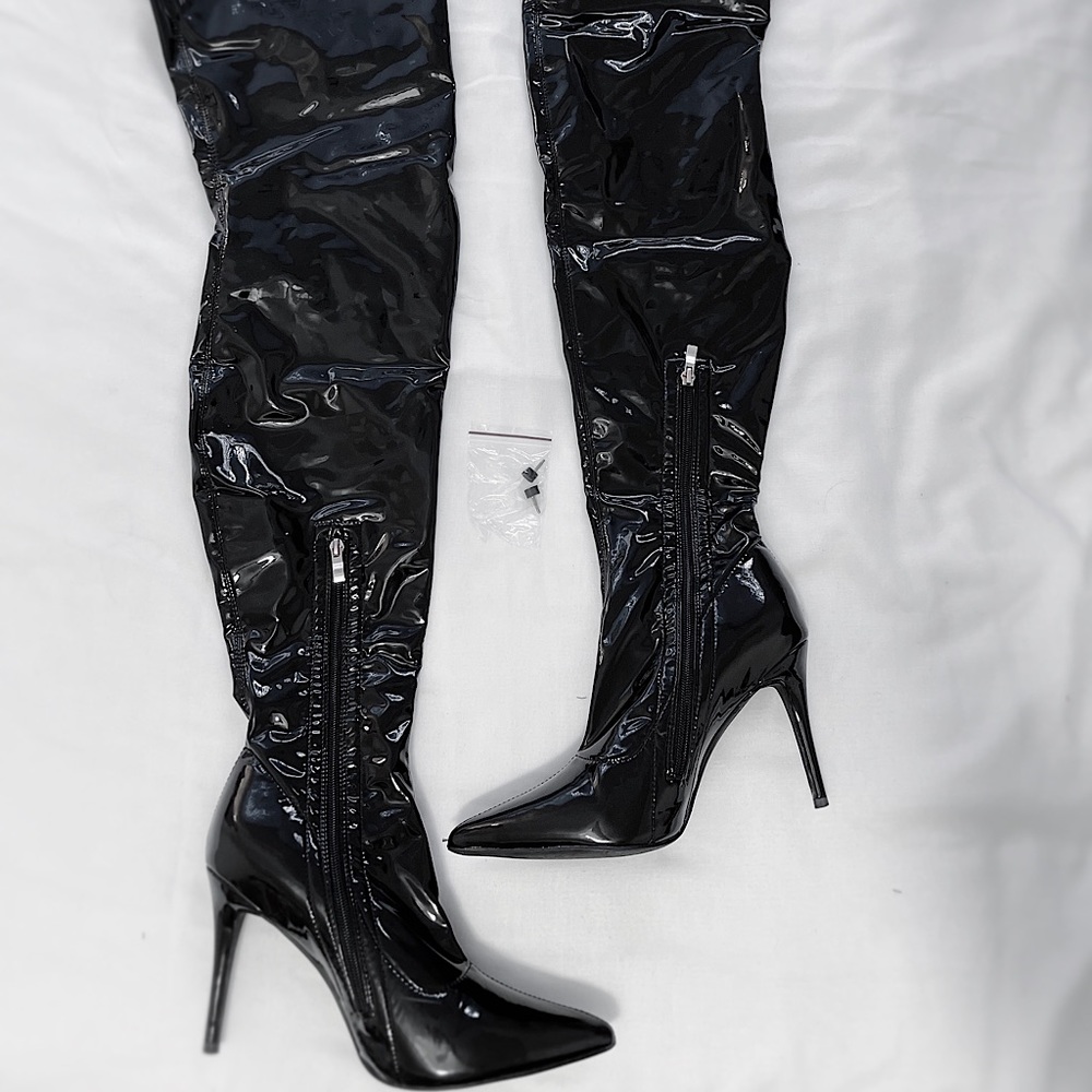 KNEE HIGH BLACK LATEX STILETTO BOOTS